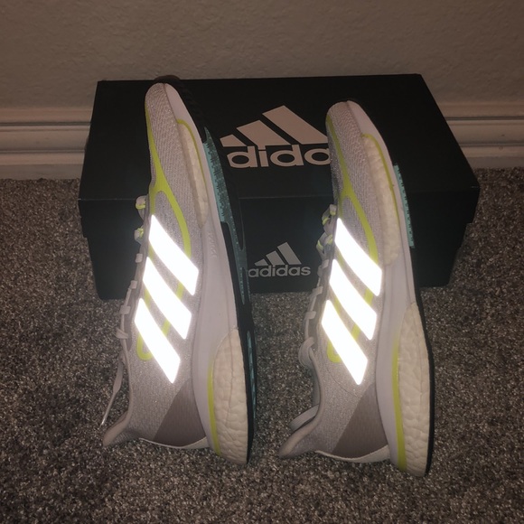 7B Adidas Supernova - Picture 2 of 6